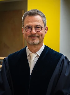 Prof. Peter Sperlich