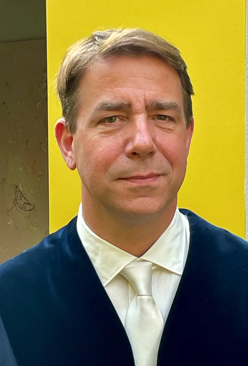 Prof. Dr. Andreas Fischer-Lescano